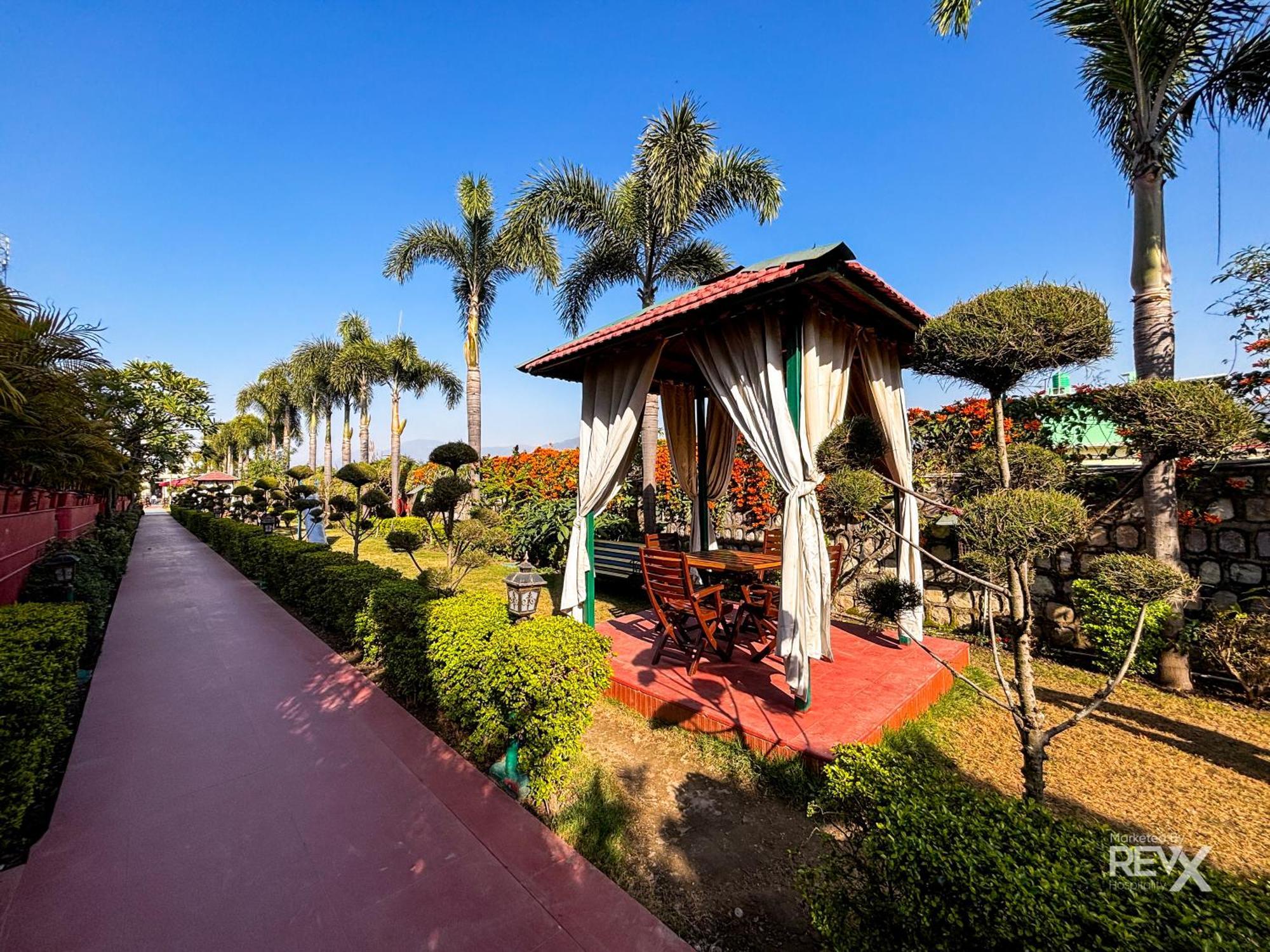 The Neeraj River Forest Resort Ayurvedic Wellness Center Rishīkesh Esterno foto