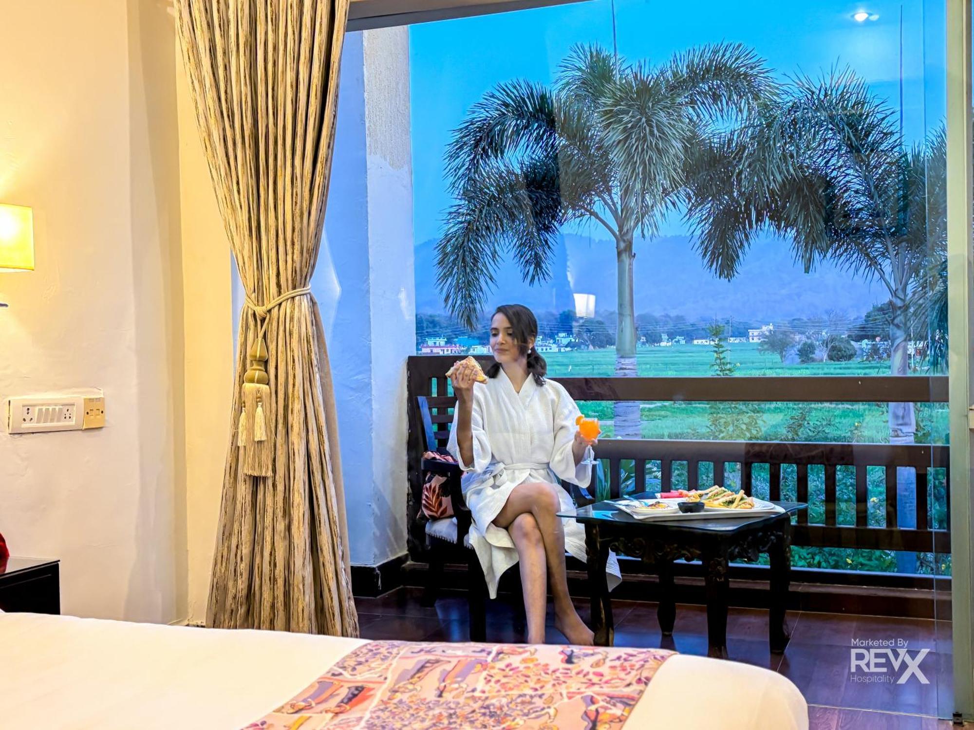 The Neeraj River Forest Resort Ayurvedic Wellness Center Rishīkesh Esterno foto