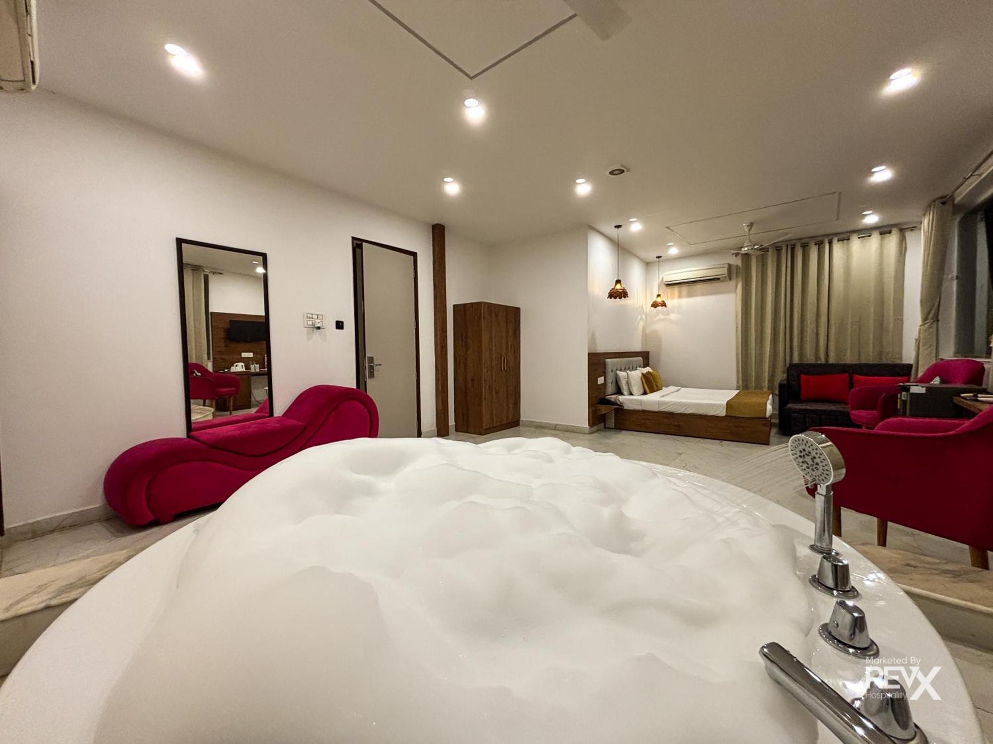 The Neeraj River Forest Resort Ayurvedic Wellness Center Rishīkesh Esterno foto